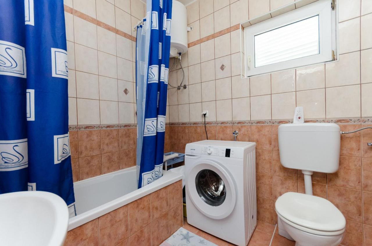 And Sime M Apartment *