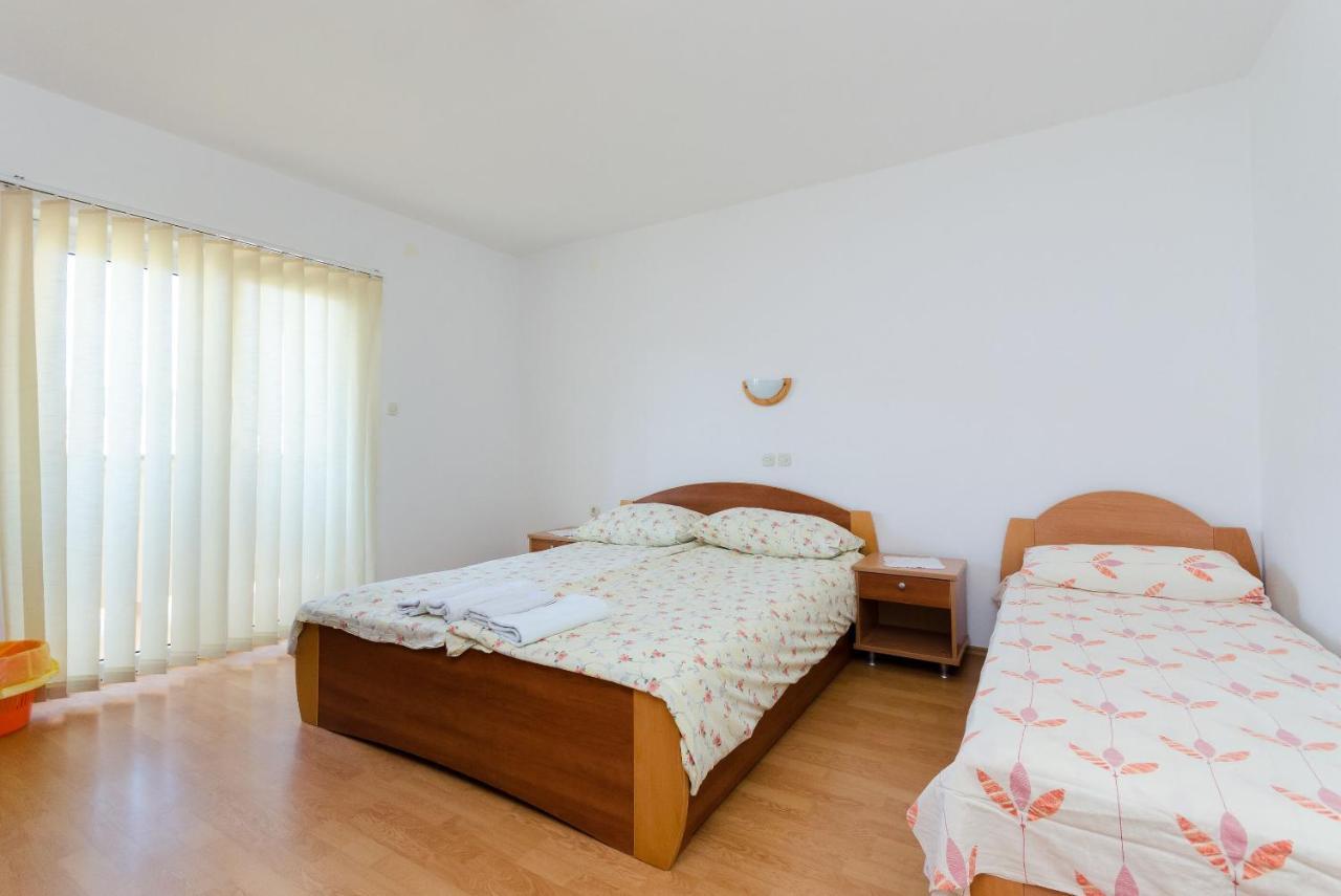And Sime M Apartment